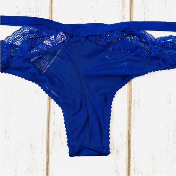 Victoria’s Secret Cheeky Pantie Medium - Picture 10 of 11
